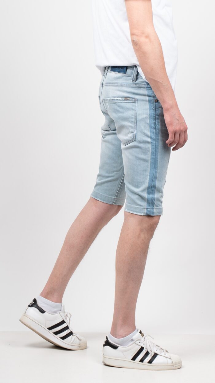 Model - 0980/12 - Image 3